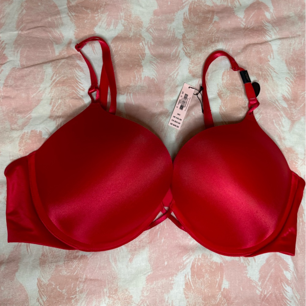 Victoria Secret Bombshell